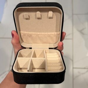 Travel size jewerly box